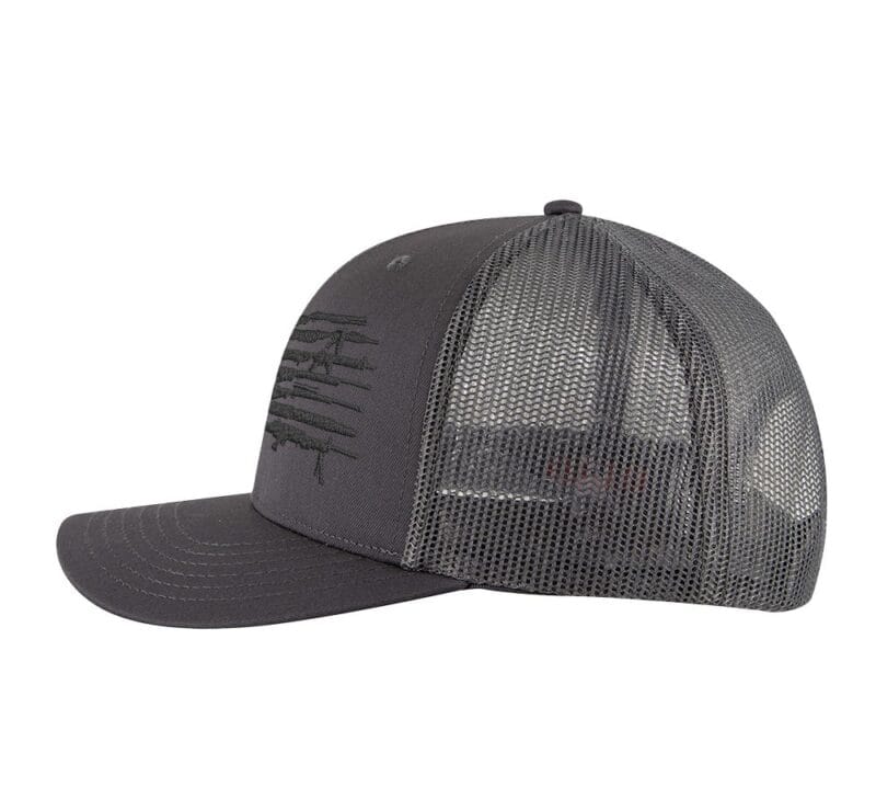 Black thread patriotic hat with rifle-striped flag, ideal for rallies and outdoor events"