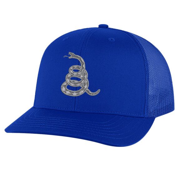 Gadsden 'Don’t Tread On Me' Trucker Hat with embroidered rattlesnake, classic design, and breathable mesh back, adjustable snapback patriotic cap