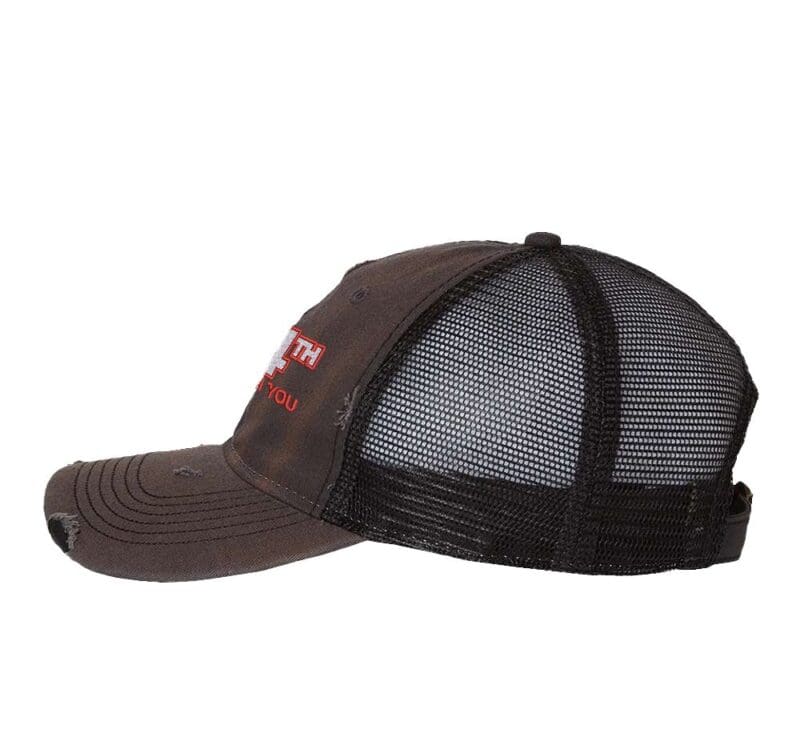Trendy USA baseball cap with mesh back, perfect for casual and outdoor wear.
