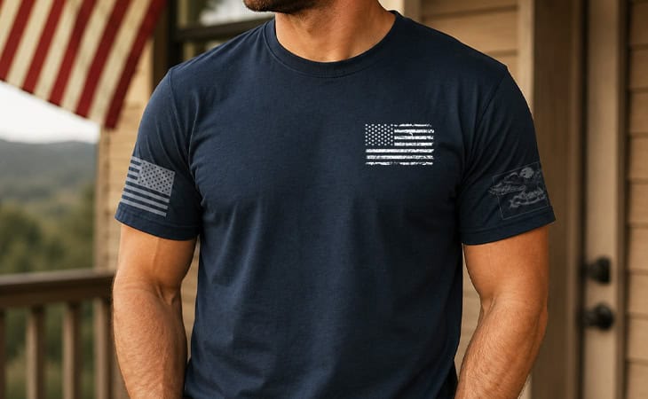 High-quality American flag minimalistic desing T-shirt for men. Perfect for patriotic events