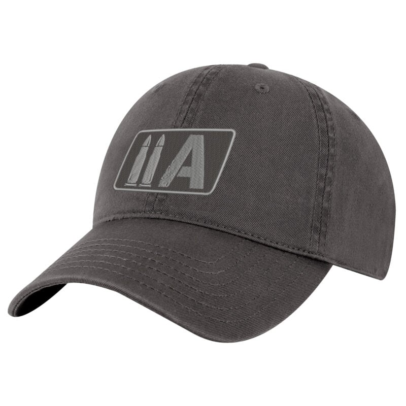 USA baseball cap with embroidered "USA" logo, perfect for patriotic fashion and casual wear.