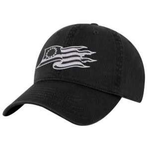 Black baseball cap with embroidered 13-star Betsy Ross flag design.